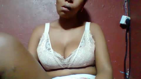 rovaelyah online show from 02/17/26, 01:07