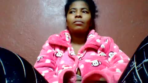 Snapshot of rovaelyah chatting on 06/15/26, 07:05 rovaelyah online show from 06/15/26, 07:05