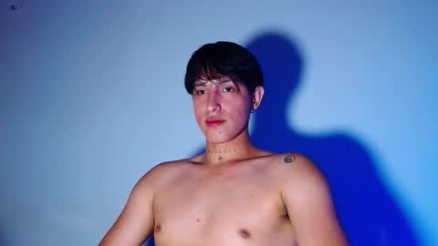 Snapshot of rowanboy23 chatting on 01/18/26, 01:53 rowanboy23 online show from 01/18/26, 01:53