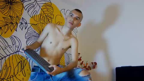 Rowan online show from 10/08/25, 12:14