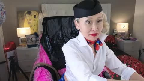 Roxalana online show from 04/17/26, 09:40