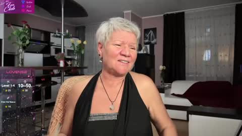 Roxana online show from 02/10/25, 03:42
