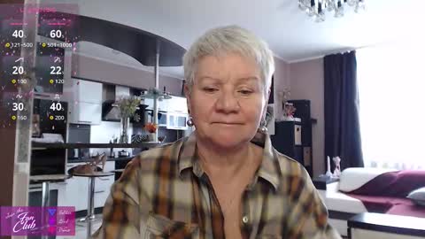 Roxana online show from 03/25/26, 01:17