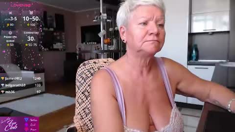 Roxana online show from 07/18/26, 06:23