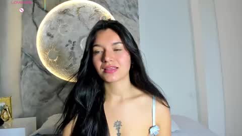 roxanaborns online show from 11/09/25, 12:58