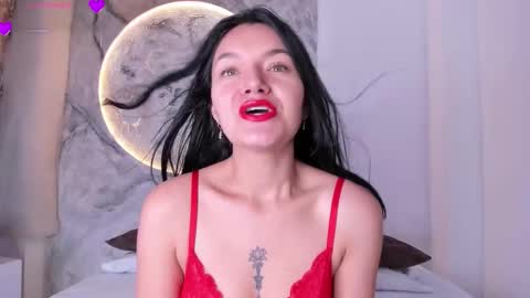 roxanaborns online show from 12/22/25, 01:08