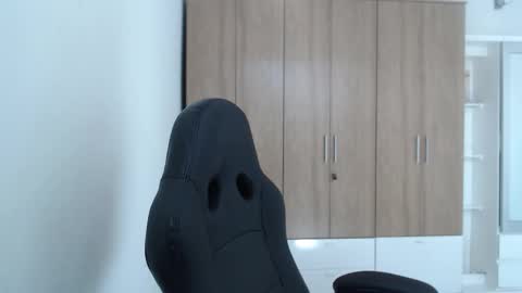 Roxana online show from 12/14/25, 06:12