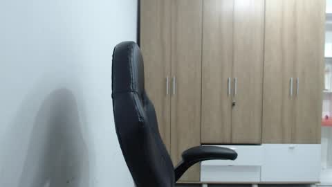 Roxana online show from 04/05/26, 12:19