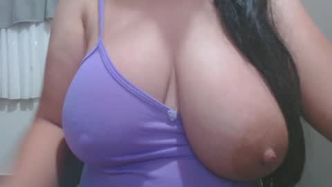 Snapshot of roxanbahottt chatting on 06/04/26, 11:16 roxxy online show from 06/04/26, 11:16
