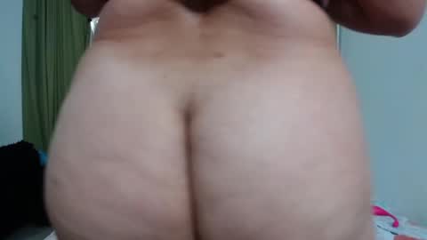 Snapshot of roxane_salas chatting on 12/05/24, 05:06 Roxane online show from 12/05/24, 05:06