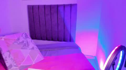 Roxane online show from 01/12/26, 09:53