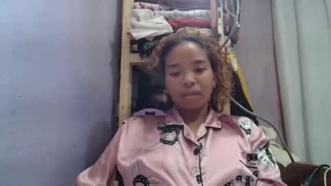 Snapshot of roxanne_98 chatting on 05/26/26, 03:57 roxanne_98 online show from 05/26/26, 03:57