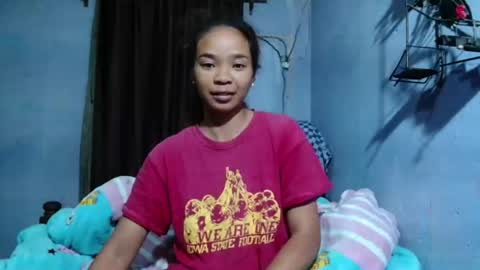 Snapshot of roxanne_98 chatting on 07/05/26, 02:40 roxanne_98 online show from 07/05/26, 02:40
