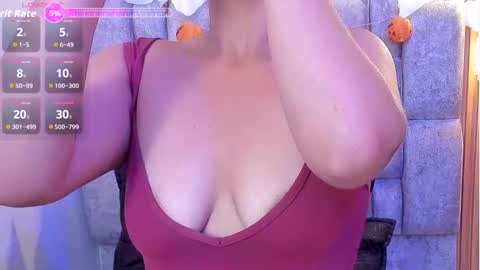 Roxanna online show from 10/13/25, 11:54