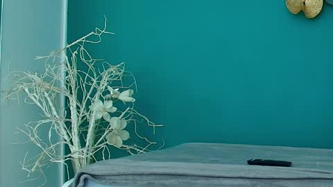 Roxanne online show from 04/01/26, 04:35