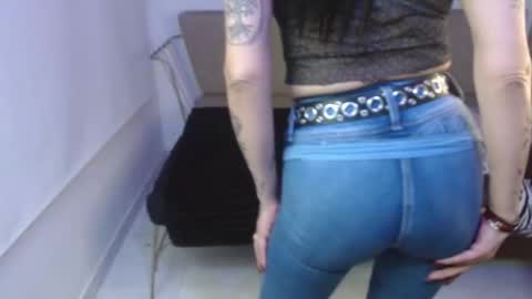 Roxanne online show from 02/24/26, 08:18