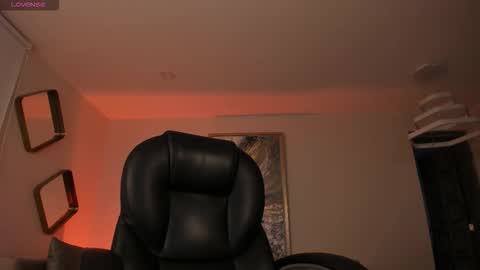 Roxanne Hill  online show from 02/28/26, 11:44