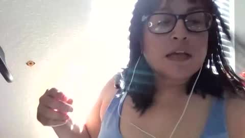 Snapshot of roxannellh chatting on 06/01/26, 09:49 roxannellh online show from 06/01/26, 09:49