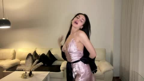 Roxy online show from 04/08/26, 09:37