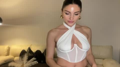 Snapshot of roxellesilvara chatting on 07/12/26, 12:45 Roxy online show from 07/12/26, 12:45