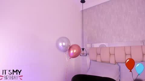 Roxie  online show from 01/11/25, 10:40