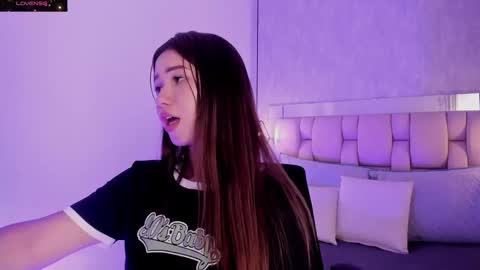 Roxie  online show from 02/12/25, 02:14