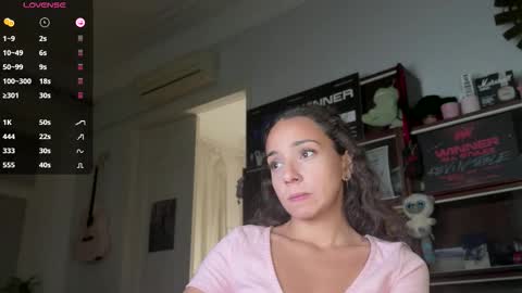 Snapshot of roxieflexie chatting on 09/25/25, 12:25 Roxie online show from 09/25/25, 12:25