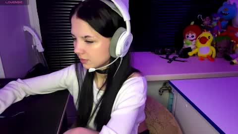 Hana online show from 10/21/25, 02:07