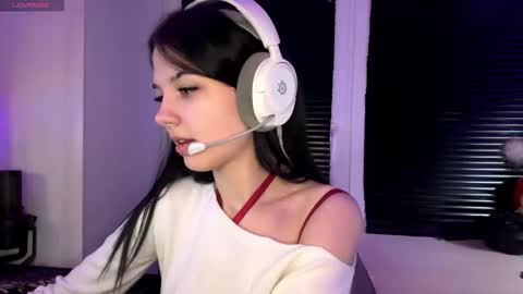 Hana online show from 11/27/25, 03:14