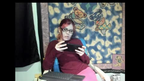 Snapshot of roxihazeleyes chatting on 03/07/25, 09:07 roxihazeleyes online show from 03/07/25, 09:07