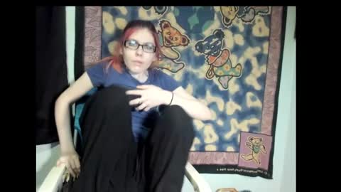 Snapshot of roxihazeleyes chatting on 03/09/25, 03:54 roxihazeleyes online show from 03/09/25, 03:54