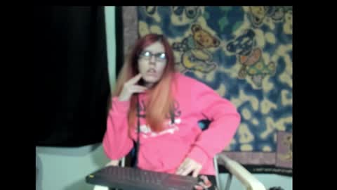 Snapshot of roxihazeleyes chatting on 03/11/25, 05:49 roxihazeleyes online show from 03/11/25, 05:49