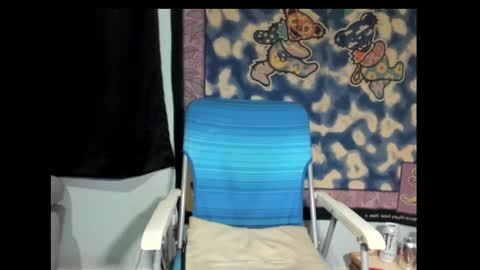 Snapshot of roxihazeleyes chatting on 03/11/25, 11:55 roxihazeleyes online show from 03/11/25, 11:55