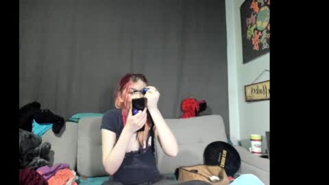 Snapshot of roxihazeleyes chatting on 09/14/25, 07:40 roxihazeleyes online show from 09/14/25, 07:40