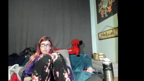 Snapshot of roxihazeleyes chatting on 09/16/25, 03:13 roxihazeleyes online show from 09/16/25, 03:13