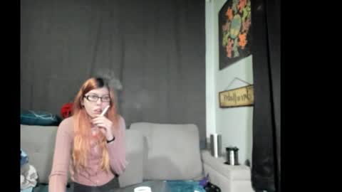 Snapshot of roxihazeleyes chatting on 10/16/25, 05:58 roxihazeleyes online show from 10/16/25, 05:58