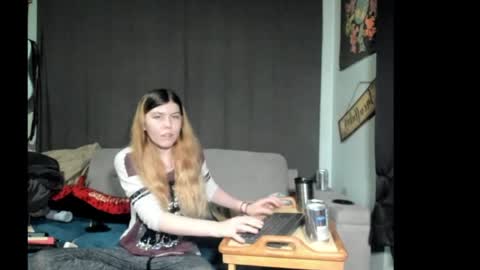 Snapshot of roxihazeleyes chatting on 02/28/26, 06:58 roxihazeleyes online show from 02/28/26, 06:58