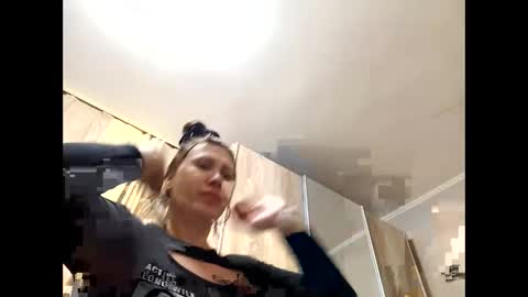 ROXOLANAA SEXY online show from 04/01/26, 04:37