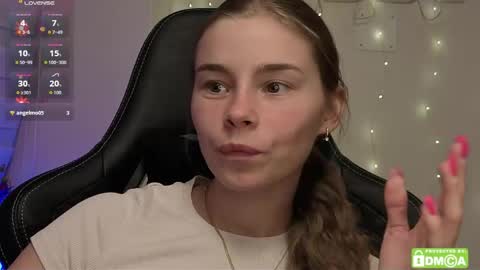Snapshot of roxxxie_reid chatting on 05/05/26, 08:39 Roxieex ABBY online show from 05/05/26, 08:39