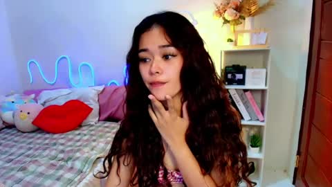 Snapshot of roxxy_blossom chatting on 07/25/26, 01:58 roxxy_blossom online show from 07/25/26, 01:58