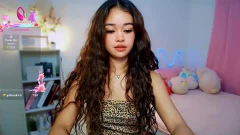 Snapshot of roxxy_blossom chatting on 07/30/26, 01:59 roxxy_blossom online show from 07/30/26, 01:59