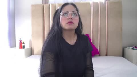 Roxxy  online show from 05/24/26, 11:32