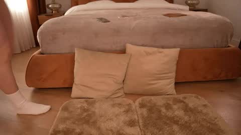 Im Roxy ntmu online show from 04/18/26, 10:30