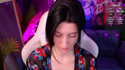 roxy_riot_ online show from 10/18/25, 01:30