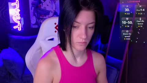 roxy_riot_ online show from 04/17/26, 01:30