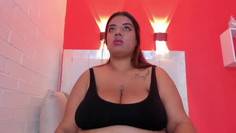 roxy_sexy69 online show from 03/15/26, 08:37