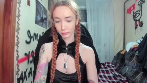 Roxy online show from 03/01/25, 12:17