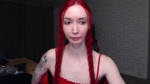 Snapshot of roxy_silver chatting on 04/24/26, 09:06 Roxy online show from 04/24/26, 09:06