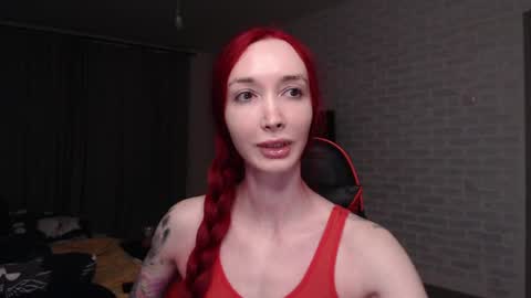 Snapshot of roxy_silver chatting on 05/24/26, 08:36 Roxy online show from 05/24/26, 08:36