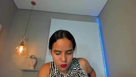 Snapshot of roxy_stone1 chatting on 06/22/26, 07:11 roxy_stone1 online show from 06/22/26, 07:11